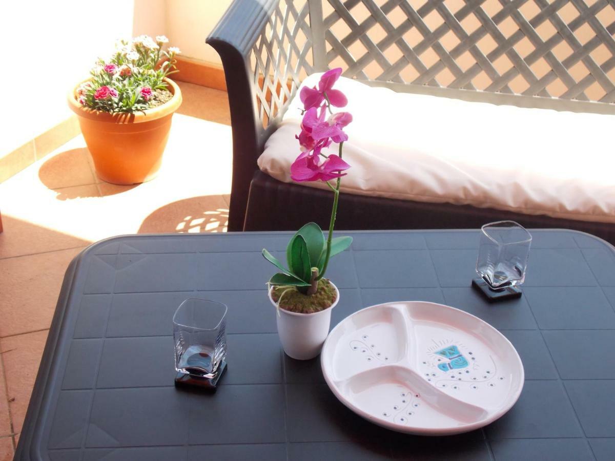 Shardana Blu - Net Zero Home Holiday Girasole Esterno foto